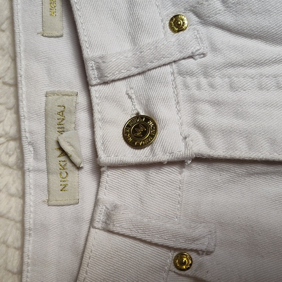 Nicki Minaj White Leopard Accent Pockets Cut Off Shorts Women Size 5/6 High Rise - Picture 2 of 11